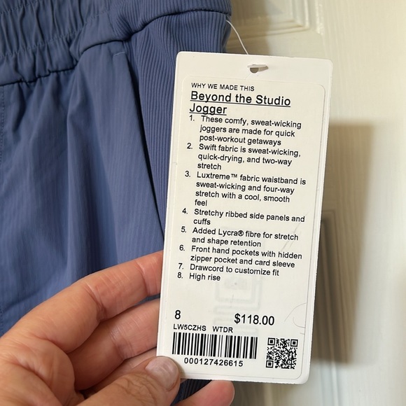 Lululemon beyond the studio jogger in waterdrop color size 8 NWT - Picture 4 of 4